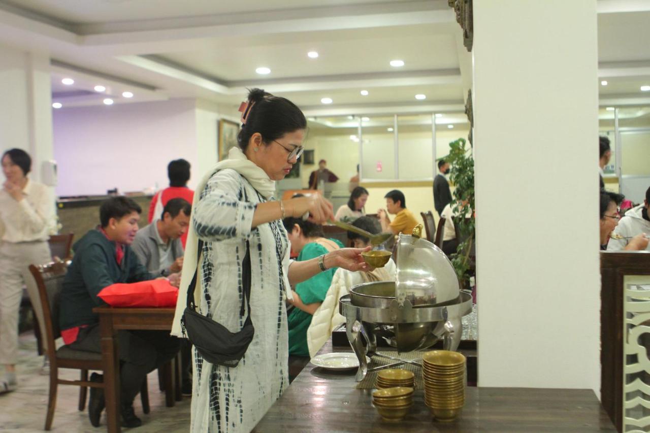 Vannasut Hotel And Spa Kathmandu Buitenkant foto