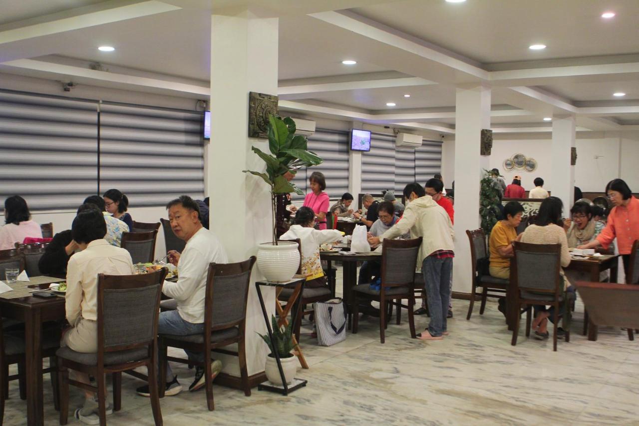 Vannasut Hotel And Spa Kathmandu Buitenkant foto