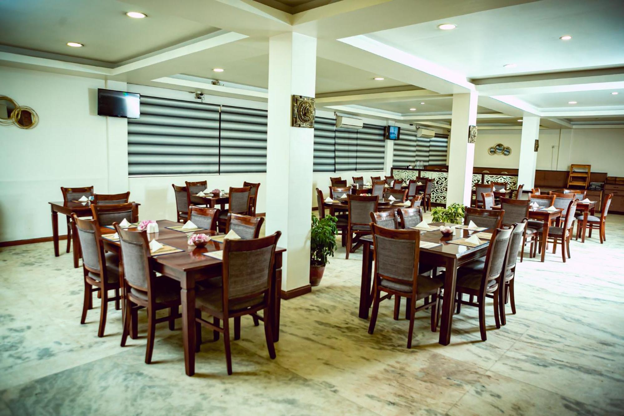 Vannasut Hotel And Spa Kathmandu Buitenkant foto