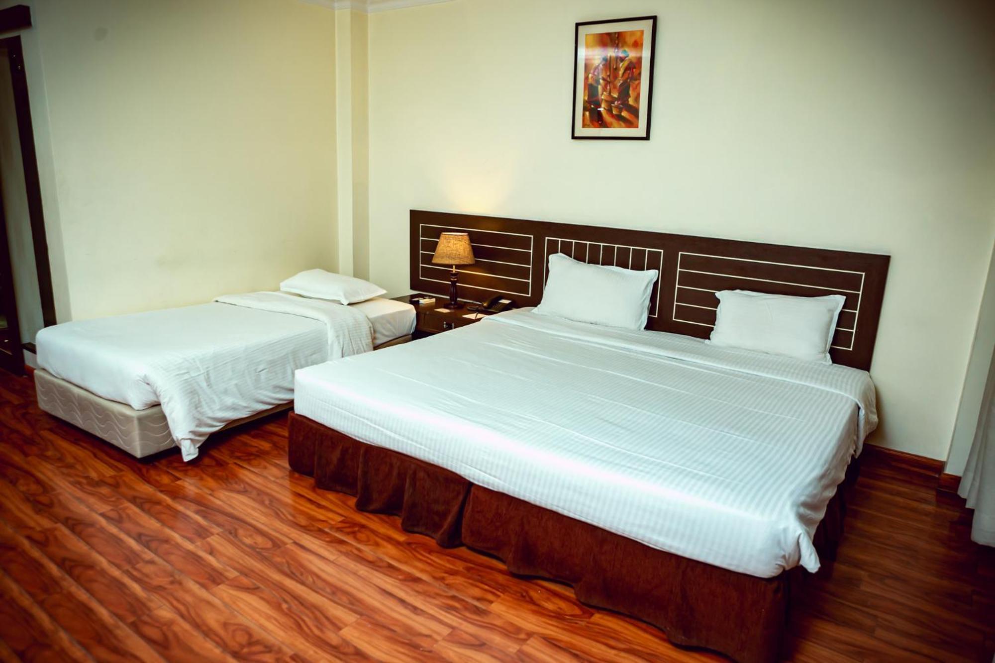 Vannasut Hotel And Spa Kathmandu Buitenkant foto