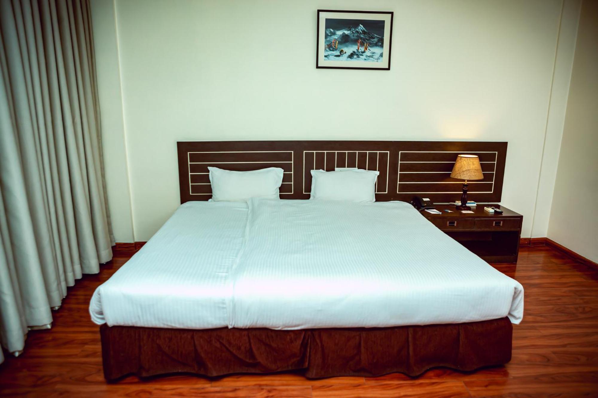 Vannasut Hotel And Spa Kathmandu Buitenkant foto