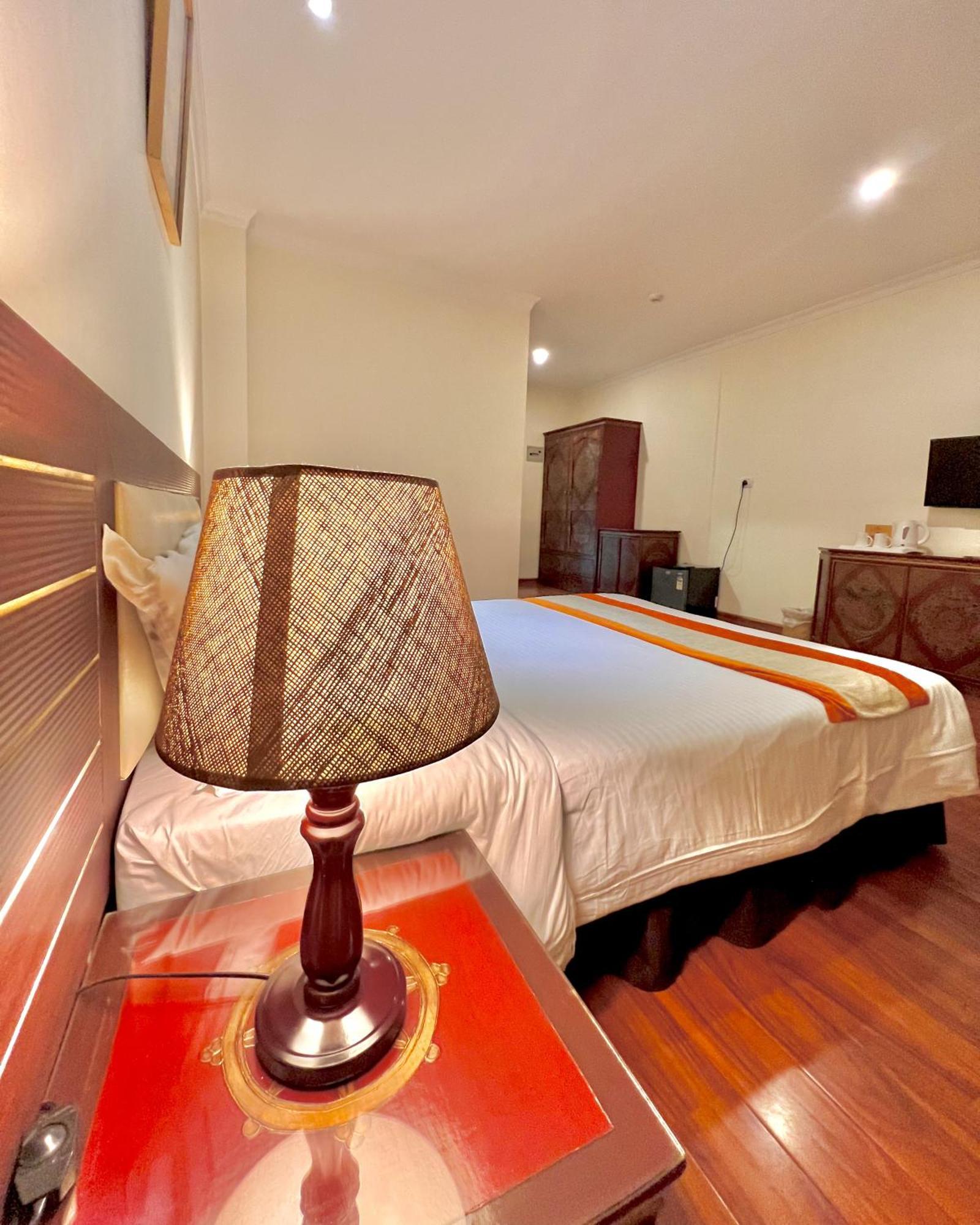 Vannasut Hotel And Spa Kathmandu Buitenkant foto