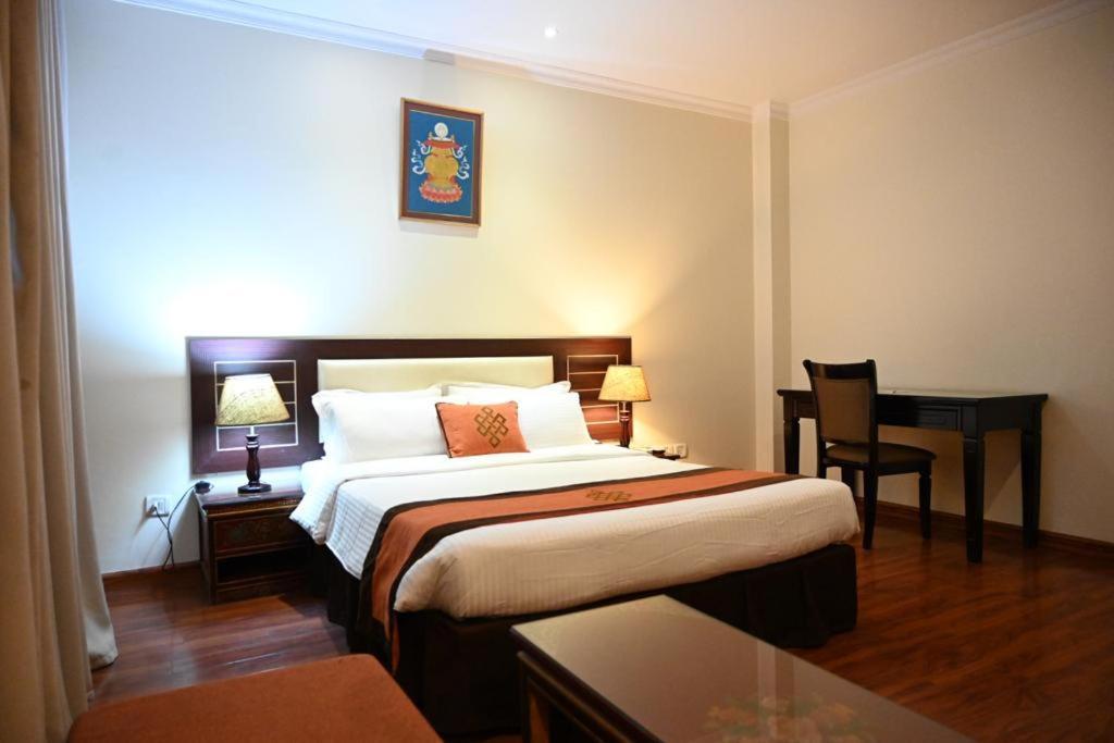 Vannasut Hotel And Spa Kathmandu Buitenkant foto